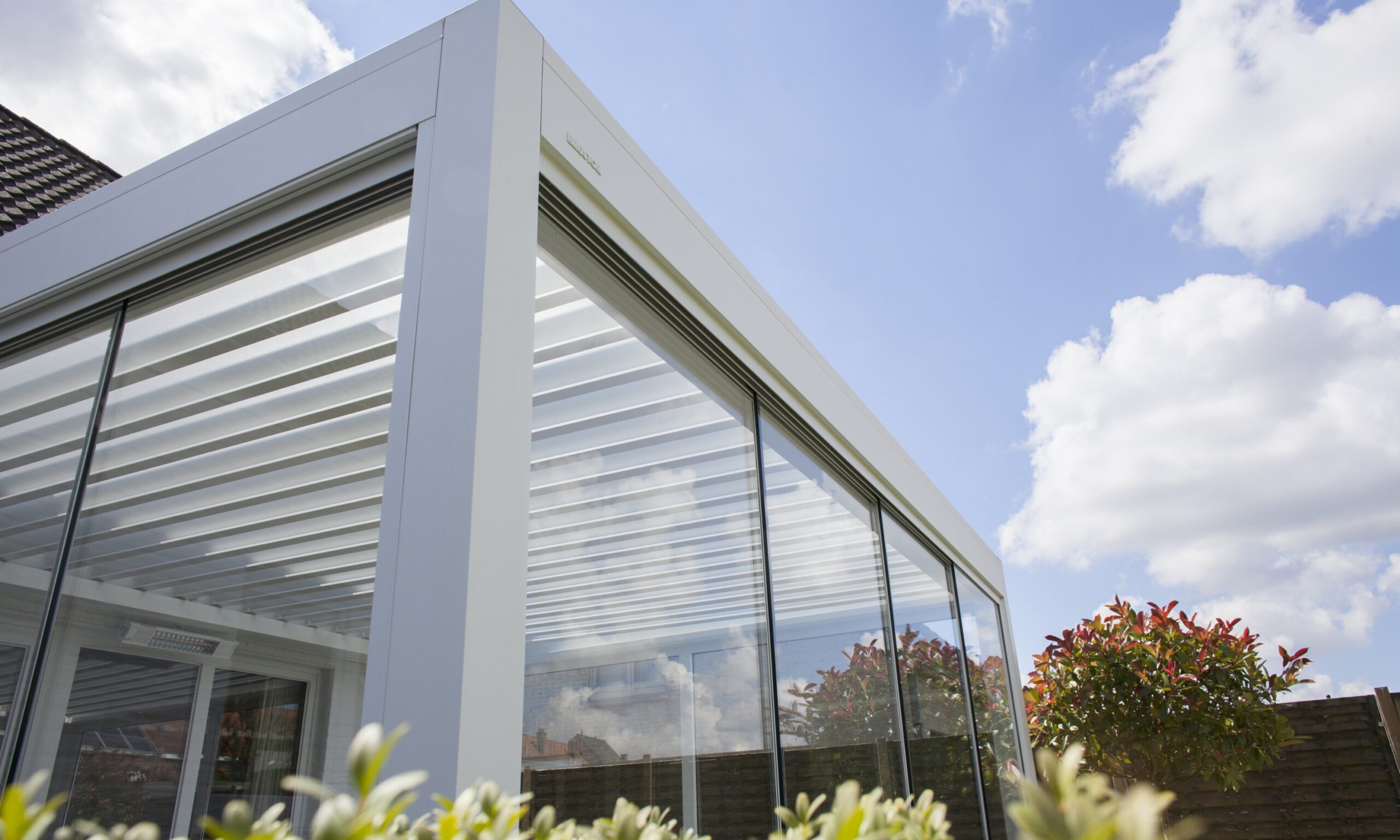 Cloison coulissante en verre