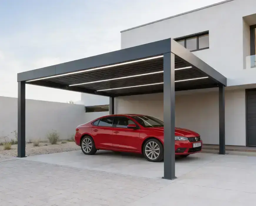 Carport en aluminium devant une maison Carport en aluminium devant une maison